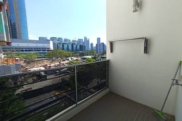 Centrio SoHo @ Pantai Hillpark