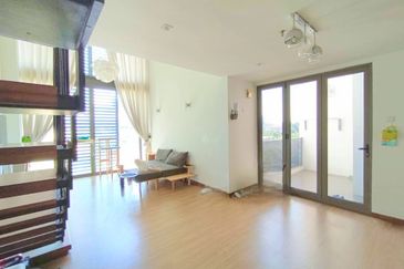 Centrio SoHo @ Pantai Hillpark