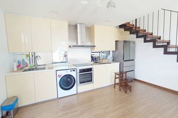 Centrio SoHo @ Pantai Hillpark