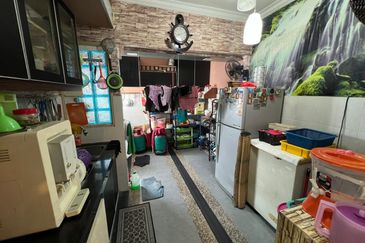 Apartment Teratai, Taman Sutera