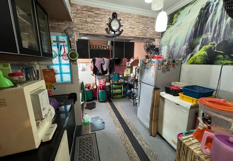 Apartment Teratai, Taman Sutera