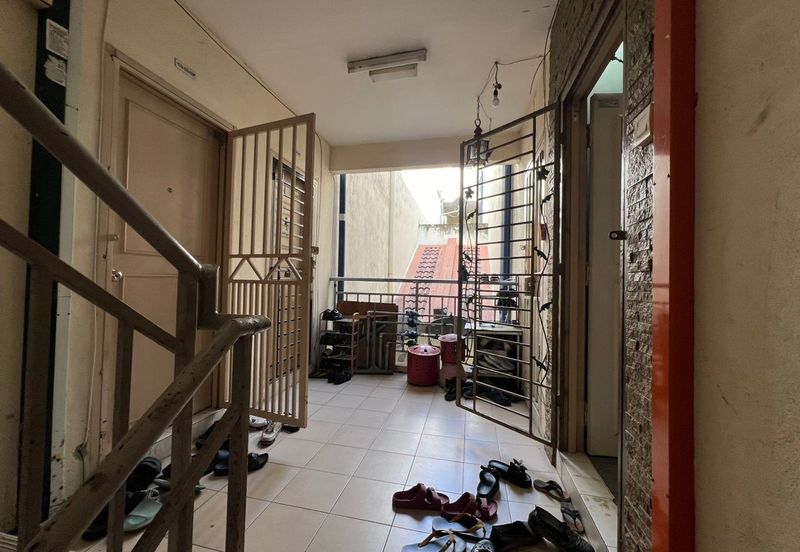 Apartment Teratai, Taman Sutera