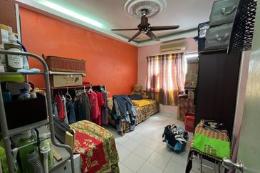 Apartment Teratai, Taman Sutera