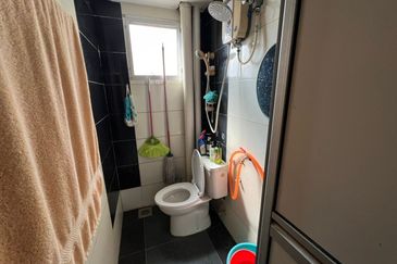 Apartment Teratai, Taman Sutera