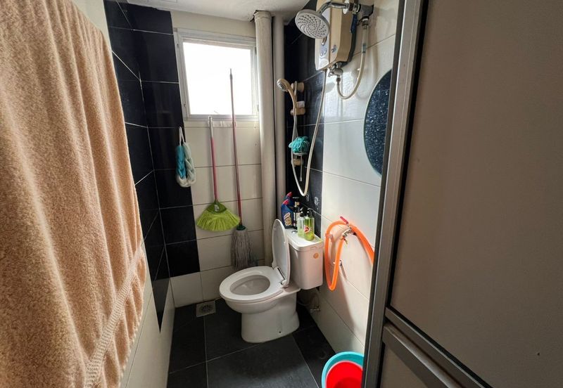 Apartment Teratai, Taman Sutera