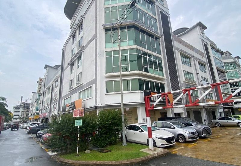 Parklane Commercial Hub