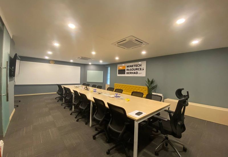 Parklane Commercial Hub