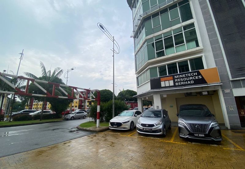 Parklane Commercial Hub