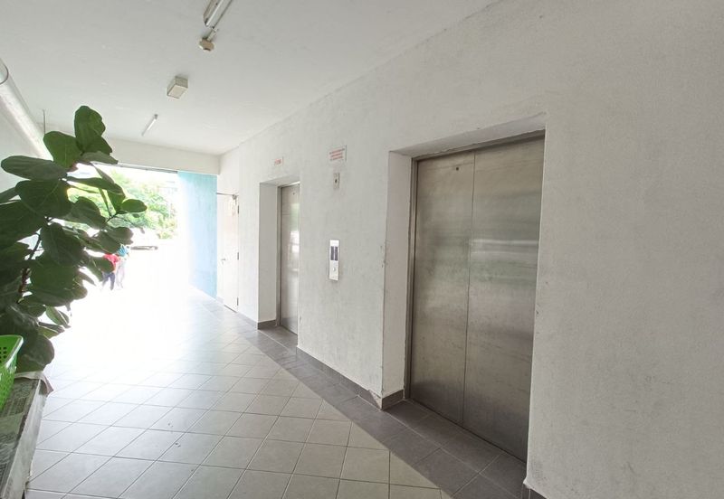 Pangsapuri Jenderam Indah