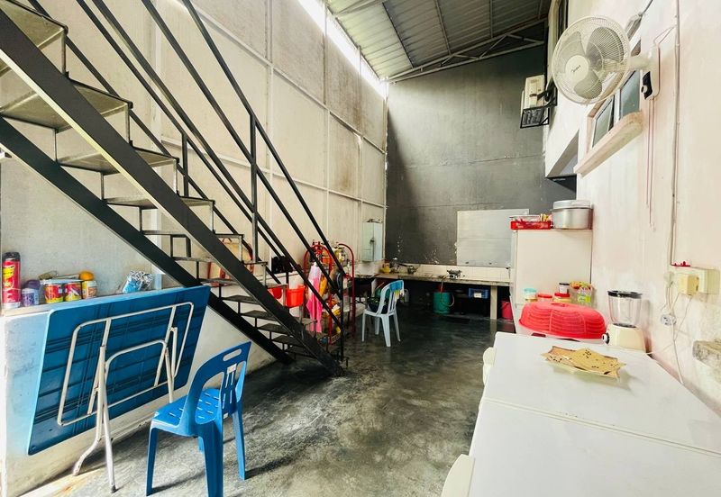 Seksyen 8, Kota Damansara