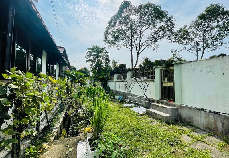 Seksyen 8, Kota Damansara