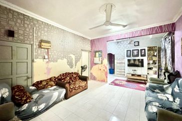 Taman Seroja, Bandar Baru Salak Tinggi