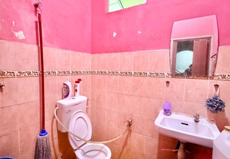 Taman Seroja, Bandar Baru Salak Tinggi