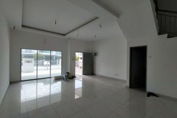 Taman Seroja, Bandar Baru Salak Tinggi