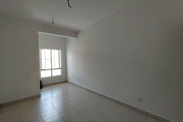 Taman Seroja, Bandar Baru Salak Tinggi