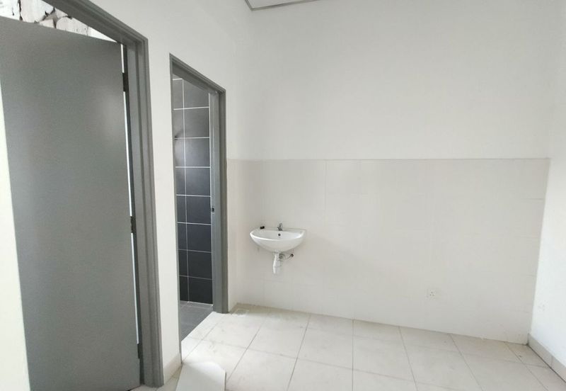 Taman Seroja, Bandar Baru Salak Tinggi