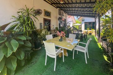 Desa Pinggiran Putra