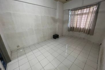 Tasik Heights Apartment