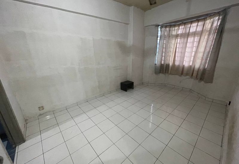 Tasik Heights Apartment