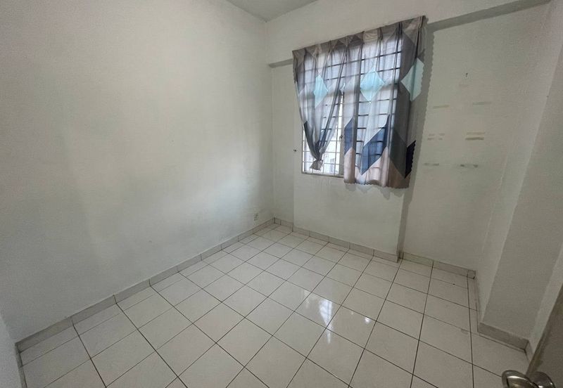 Tasik Heights Apartment