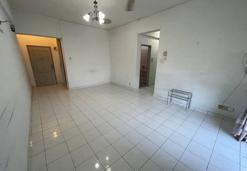 Tasik Heights Apartment