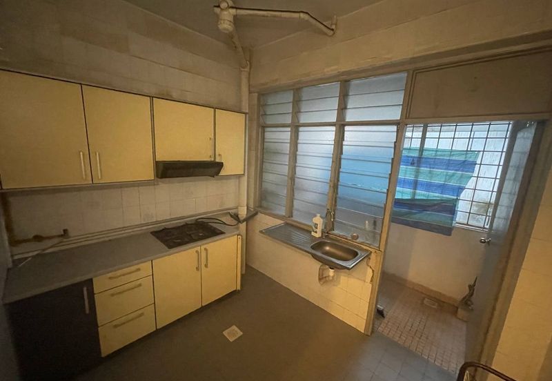 Tasik Heights Apartment