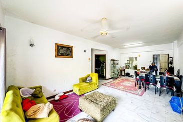 Emerald Hill, Taman Bukit Indah