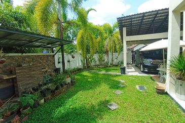 BANDAR ENSTEK (JENTAYU)