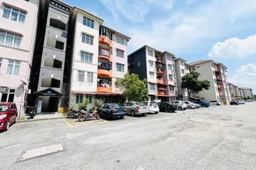 Kenanga Apartment, Puchong