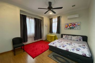 Taman Seroja, Bandar Baru Salak Tinggi