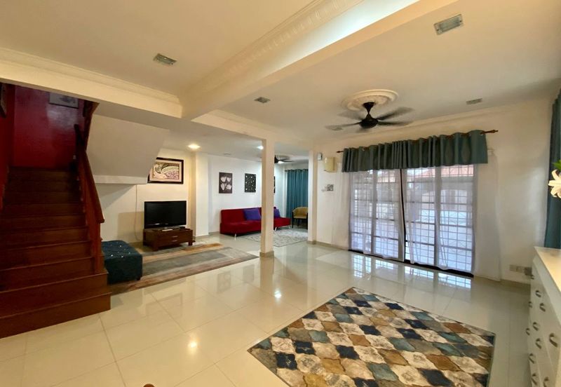 Taman Seroja, Bandar Baru Salak Tinggi