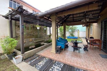 Taman Seroja, Bandar Baru Salak Tinggi