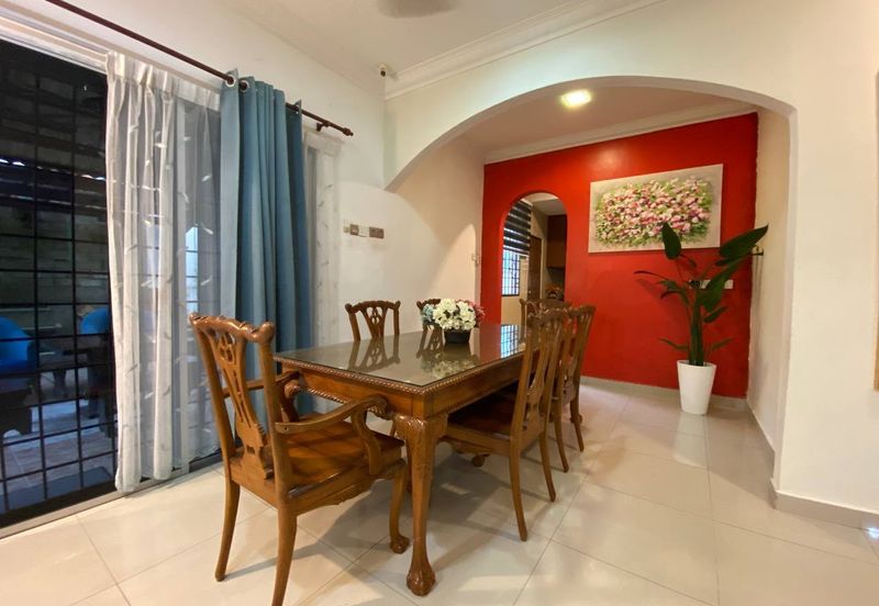 Taman Seroja, Bandar Baru Salak Tinggi