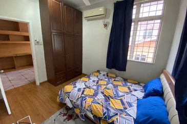 Taman Seroja, Bandar Baru Salak Tinggi