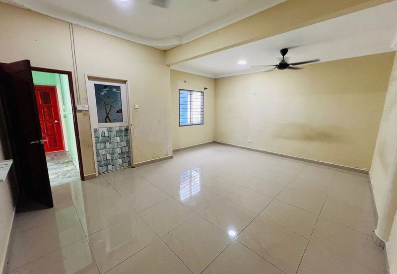 Taman Tasik Semenyih (Lake Residence)