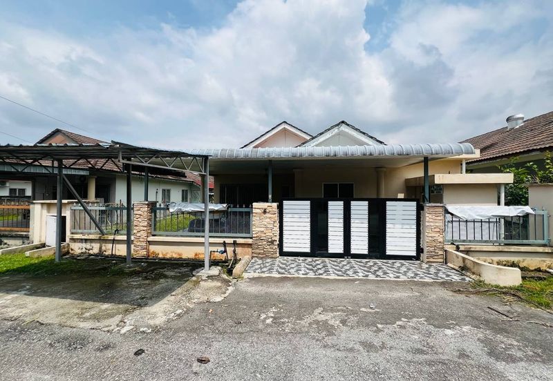 Taman Tasik Semenyih (Lake Residence)