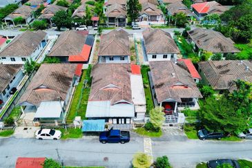 Taman Tasik Semenyih (Lake Residence)