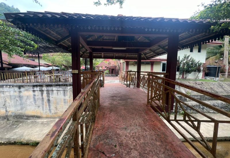 Resort Untuk Dijual Di Hulu Langat Semungkis