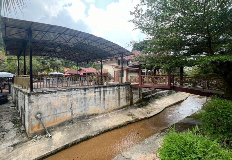 Resort Untuk Dijual Di Hulu Langat Semungkis