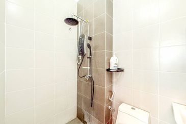 RENOVATED Single Storey Semi-D Taman Wira Permai 3, Seksyen 30 Shah Alam, Selangor