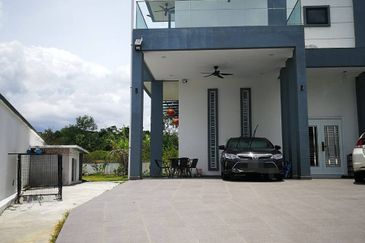 Nilai Spring Villas