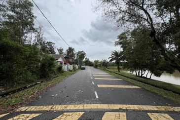 Bandar Tasik Senangin