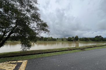 Bandar Tasik Senangin