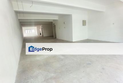 For [RENT] Facing Main Road [ENDLOT Shop office] Vista Valley, Semenyih Kajang, Selangor, Semenyih