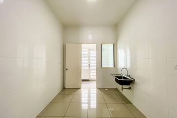 Cradleton @ Eco Majestic