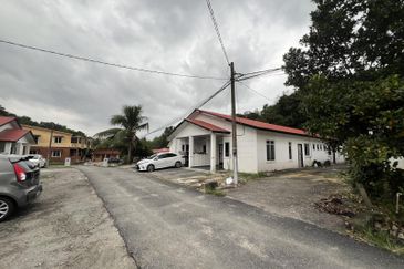 Kampung Sungai Merab