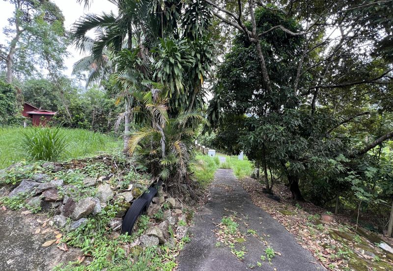 Tanah Untuk Dijual Kampung Bongek, Rembau Negeri Sembilan (Pertanian Status Kediaman)