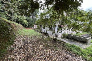 Tanah Untuk Dijual Kampung Bongek, Rembau Negeri Sembilan (Pertanian Status Kediaman)