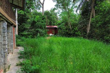 Tanah Untuk Dijual Kampung Bongek, Rembau Negeri Sembilan (Pertanian Status Kediaman)