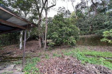 Tanah Untuk Dijual Kampung Bongek, Rembau Negeri Sembilan (Pertanian Status Kediaman)